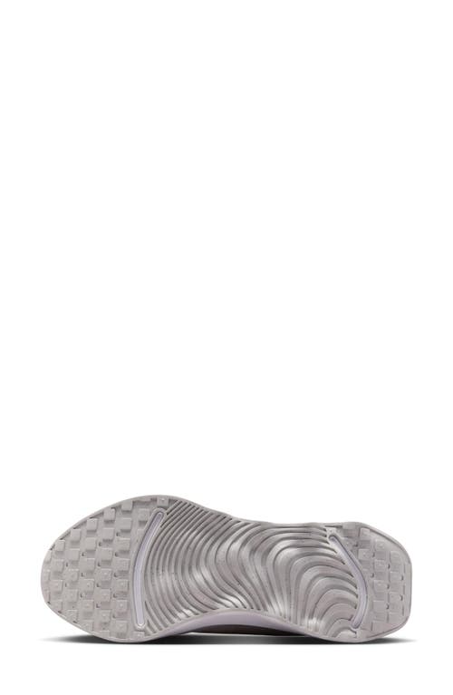 Nike Motiva Road Runner Walking Shoe In White