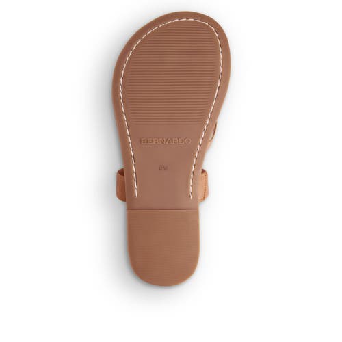 Bernardo Footwear Leia Thong Sandal In Luggage