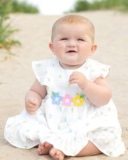 Florence Eiseman Textured Lawn Floral Printed Dress With Flowers And Bloomer In White/multicolor