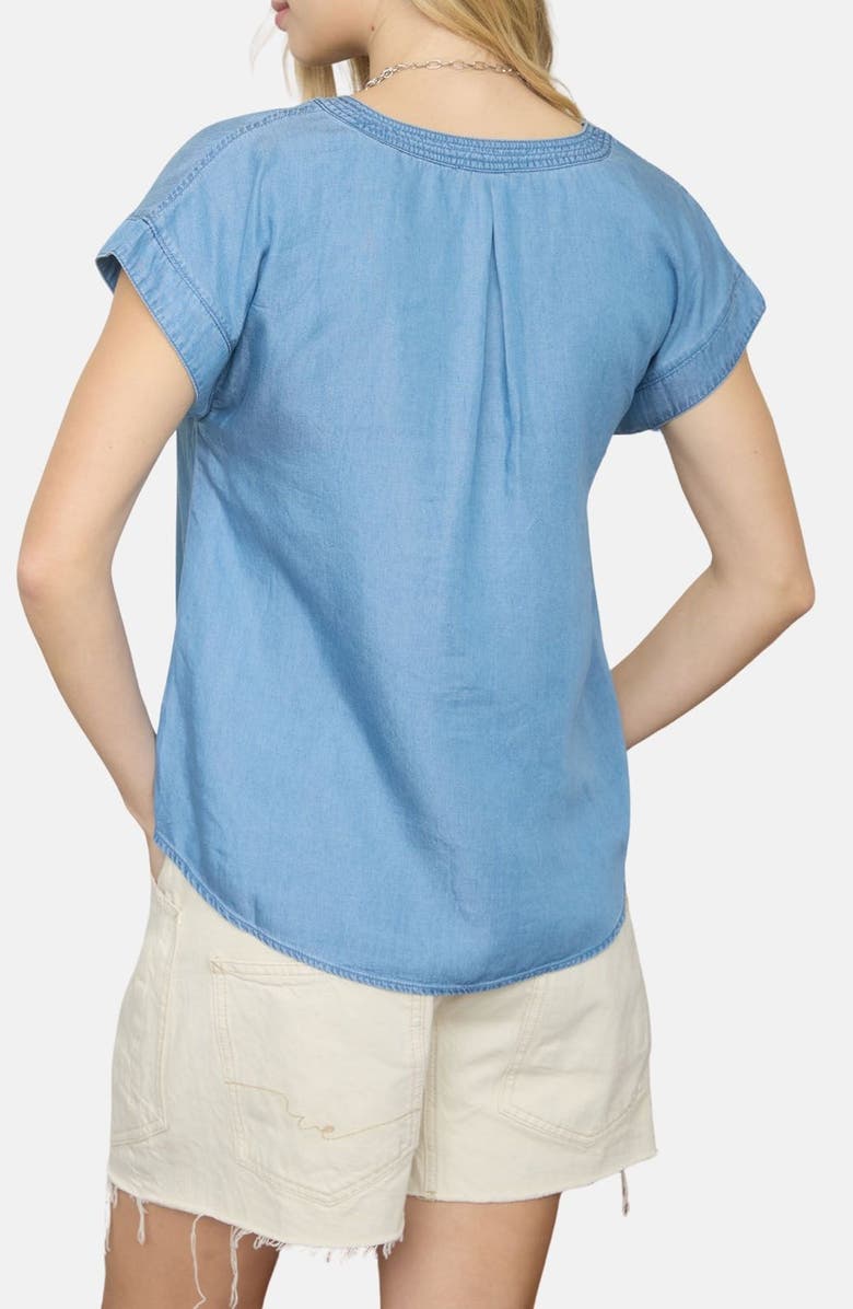Blu Pepper Chambray Top, Alternate, color,