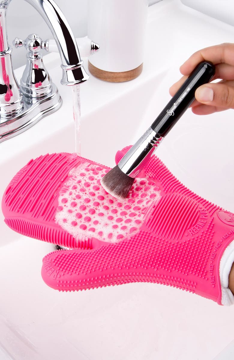 Sigma Beauty Sigma Spa<sup>®</sup> 2X Brush Cleaning Glove, Alternate, color,