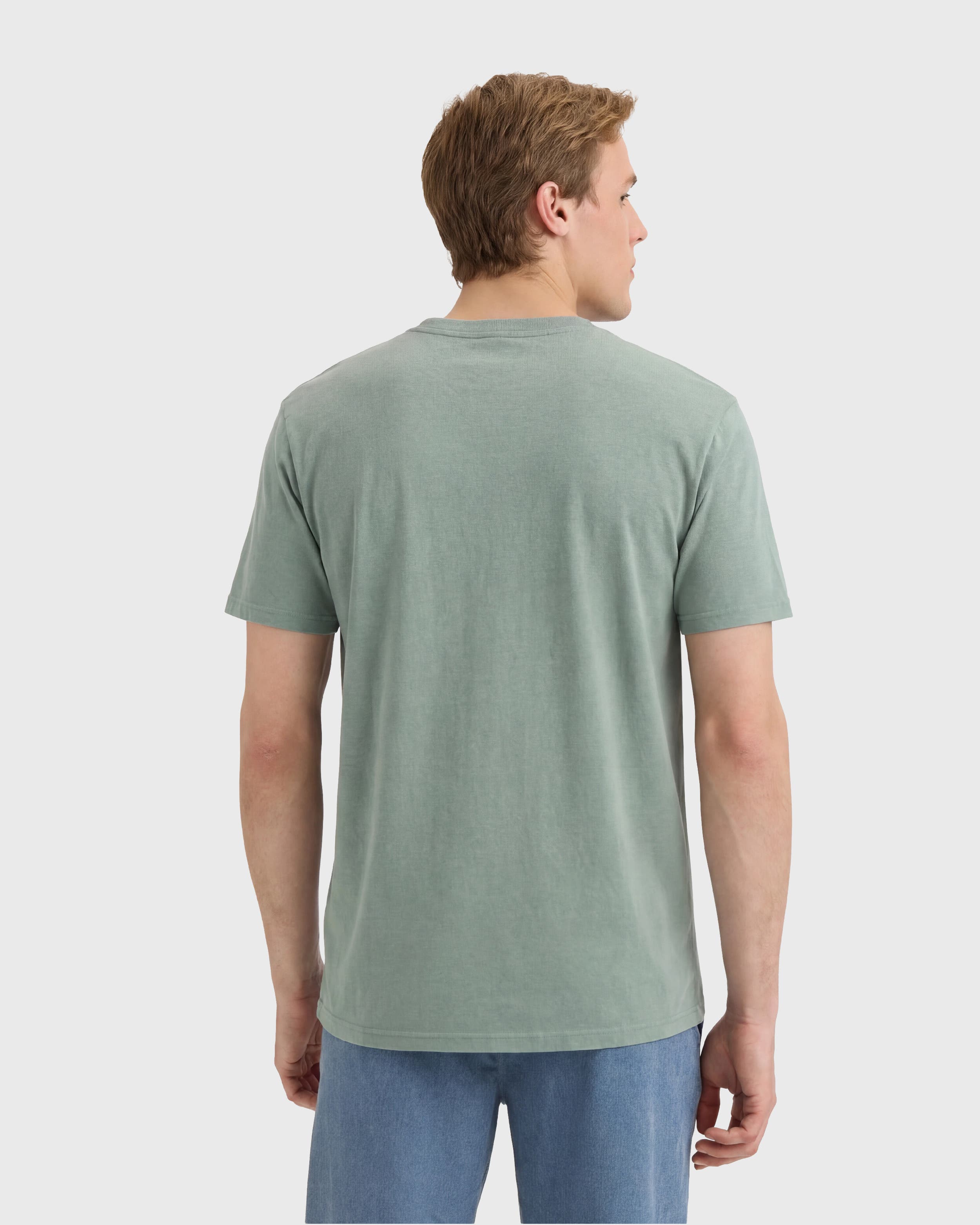 Salt Life Fish Hard Live Easy Performance Short Sleeve Tee (Men ...