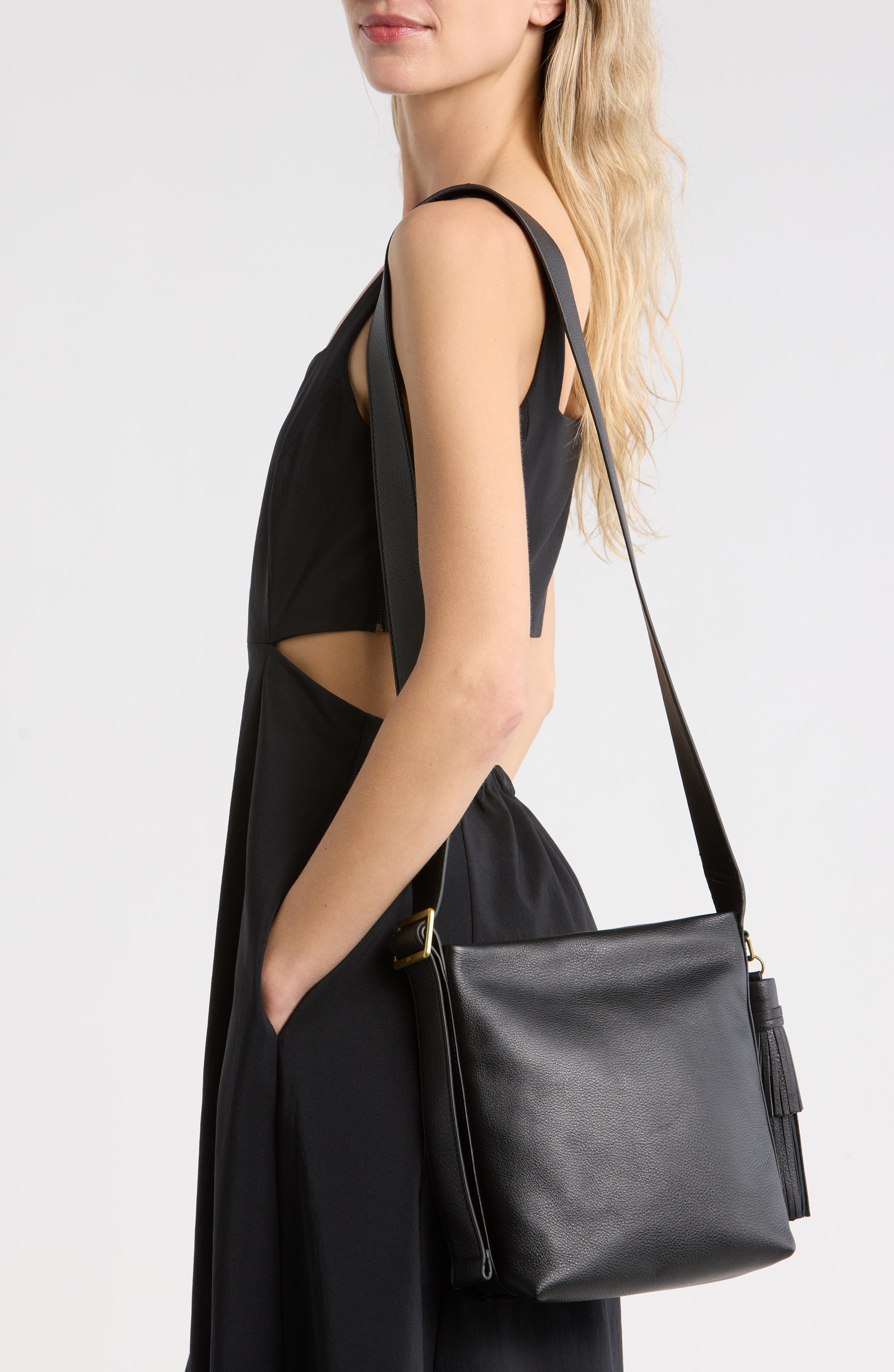 HOBO Blaze Bucket Crossbody Bag, Alternate, color, Black