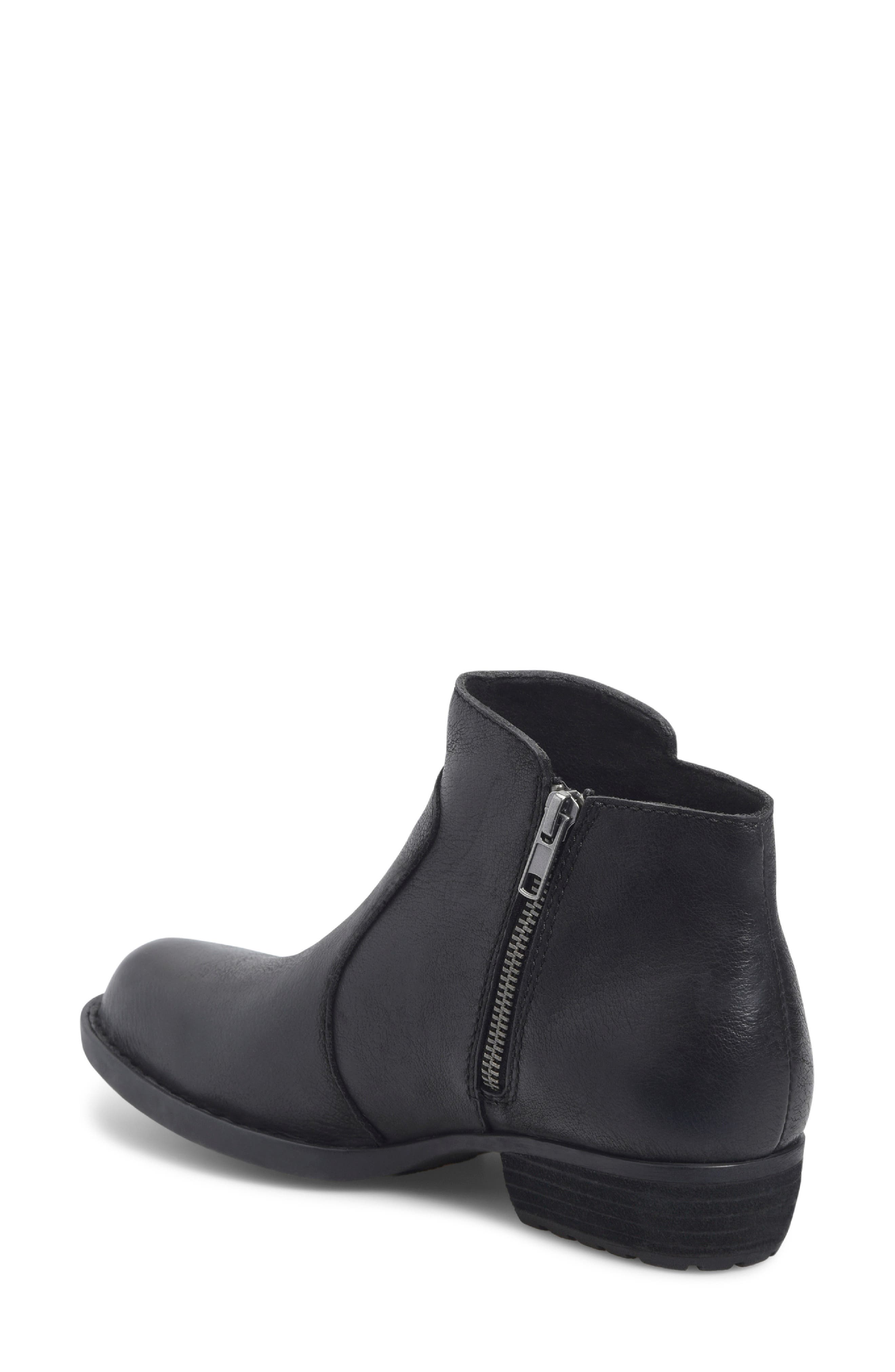 Børn Rani Waterproof Bootie, Alternate, color, Black Leather