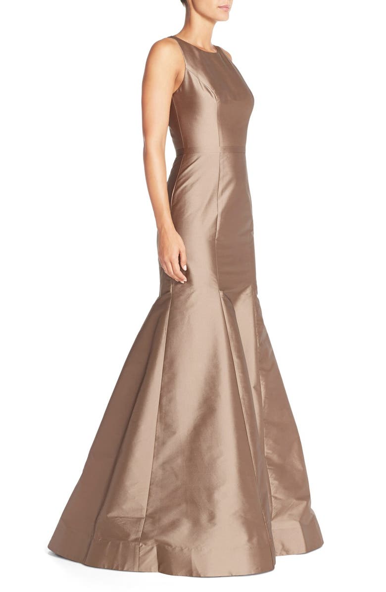 Monique Lhuillier Bridesmaids Back Cutout Taffeta Mermaid Gown, Alternate, color, 