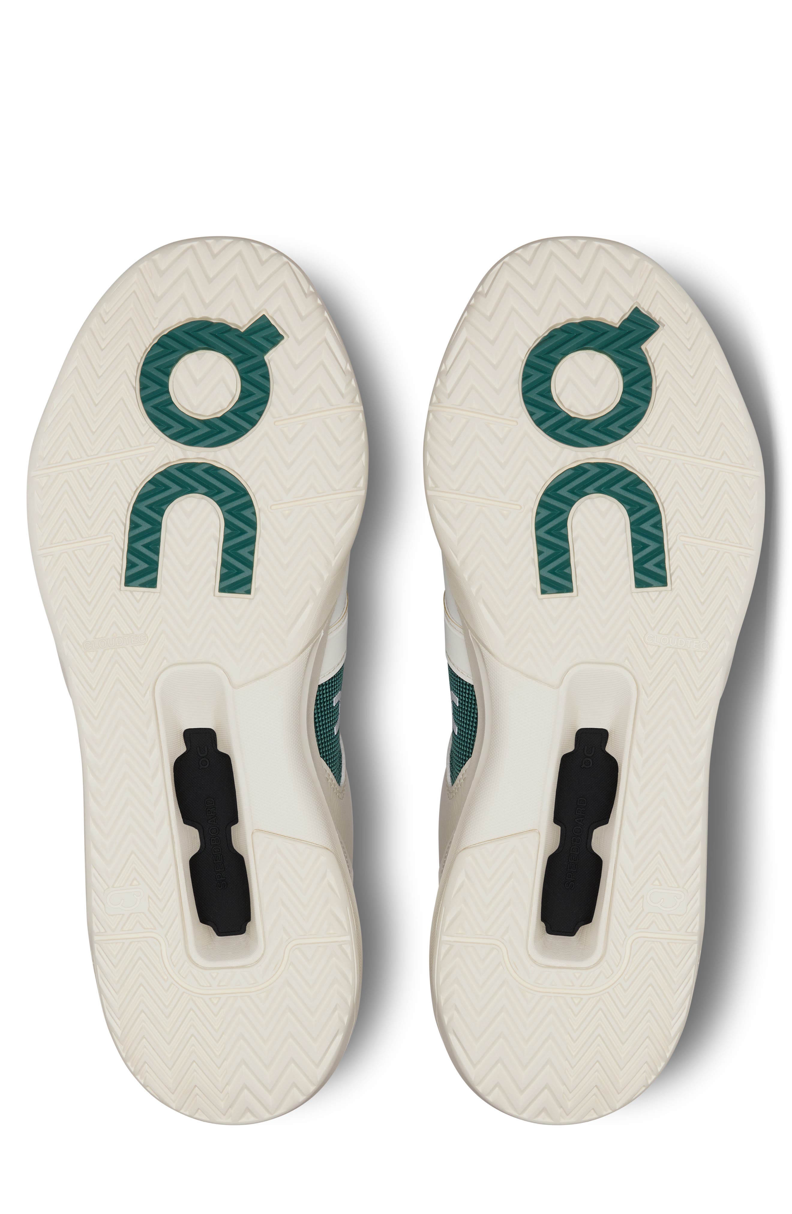 On Oyster Tennis Club x On Roger Clubhouse Pro Tennis Sneaker, Alternate, color, 