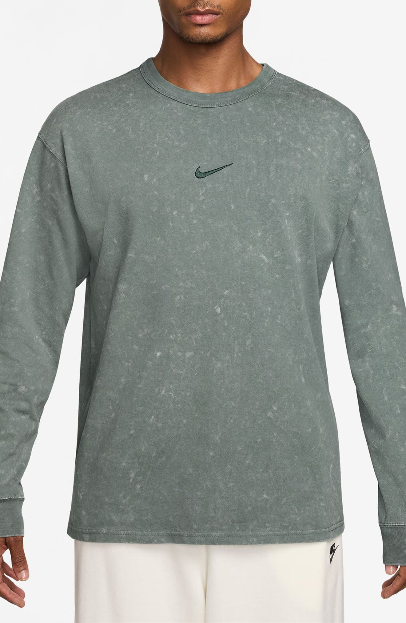 nike loose fit shirt
