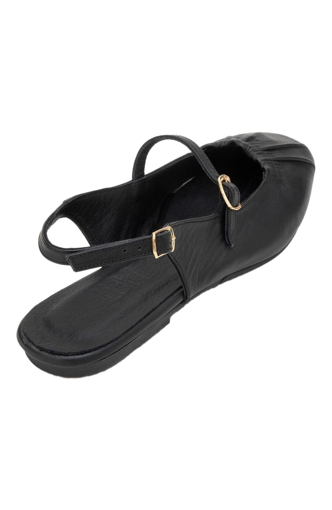 Forever & Always Shoes Britney Leather Closed-Toe Sandal, Alternate, color, Black Leather