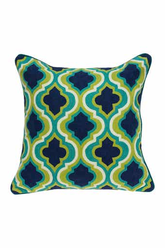 PARKLAND COLLECTION Handmade Muja Traditional Pillow - 20" x 20" - Multi