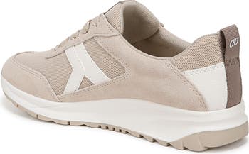 Shay Sneaker