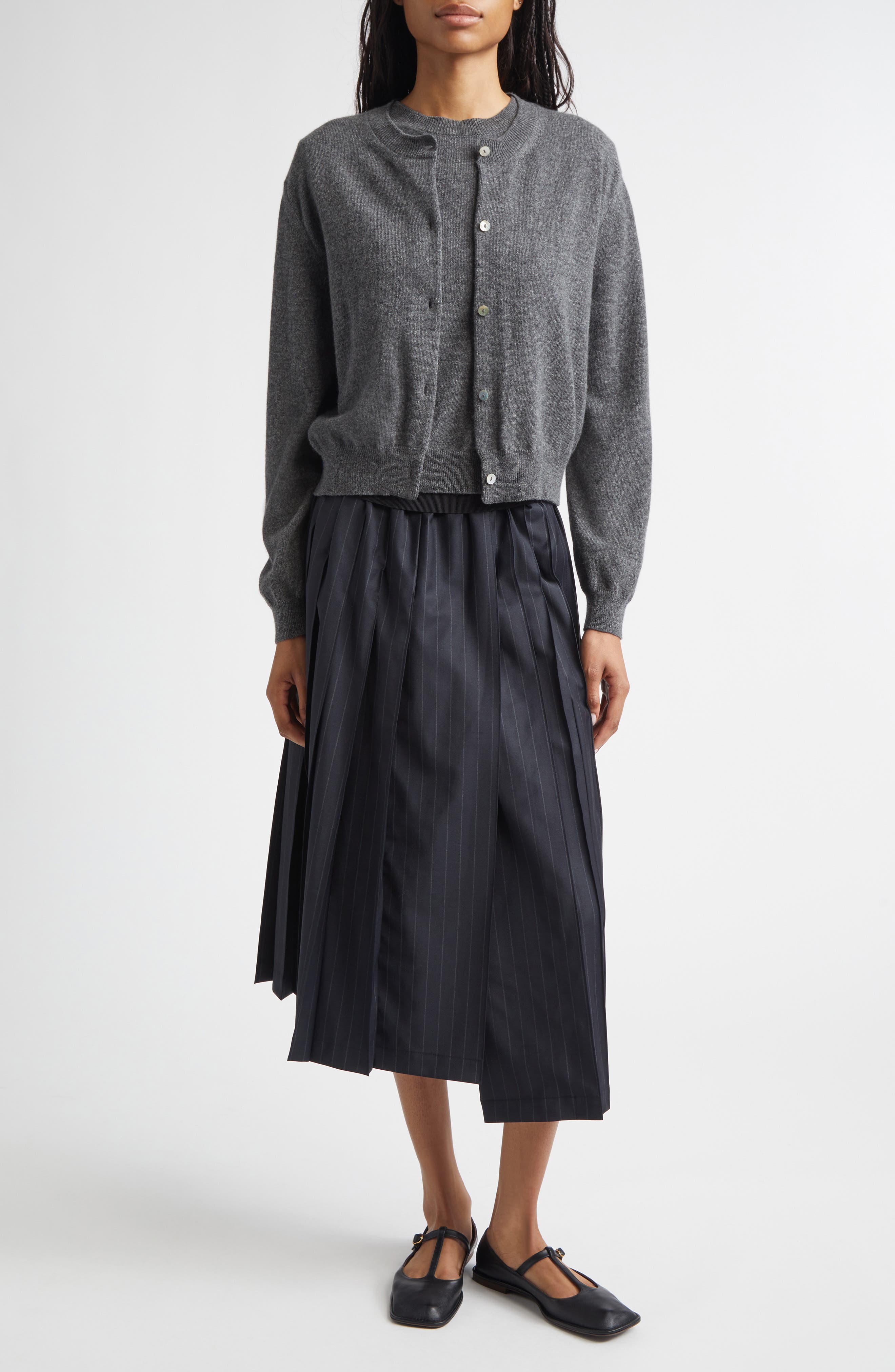 Seashell Cashmere Cardigan - image 2