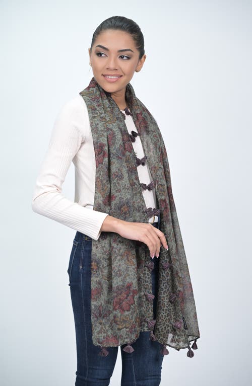 Vismaya Leopard Print Woven Scarf In Gray