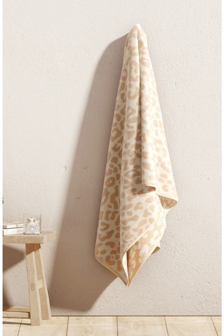 Oversize Beach Towel, Alternate, color, DARK TAN / IVORY LEOPARD