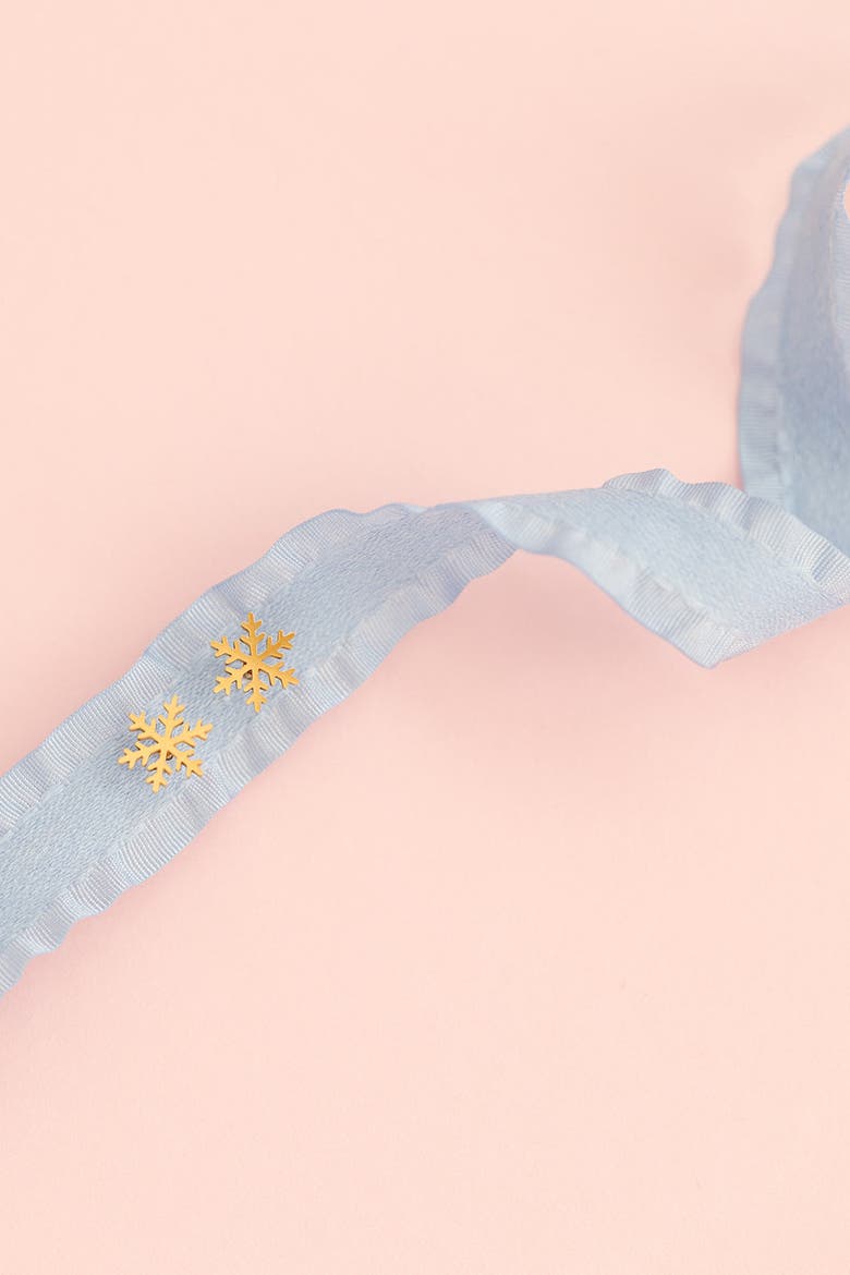 Girls' Snowflake Flatback Stud Hypoallergenic Earrings, Alternate, color, Gold
