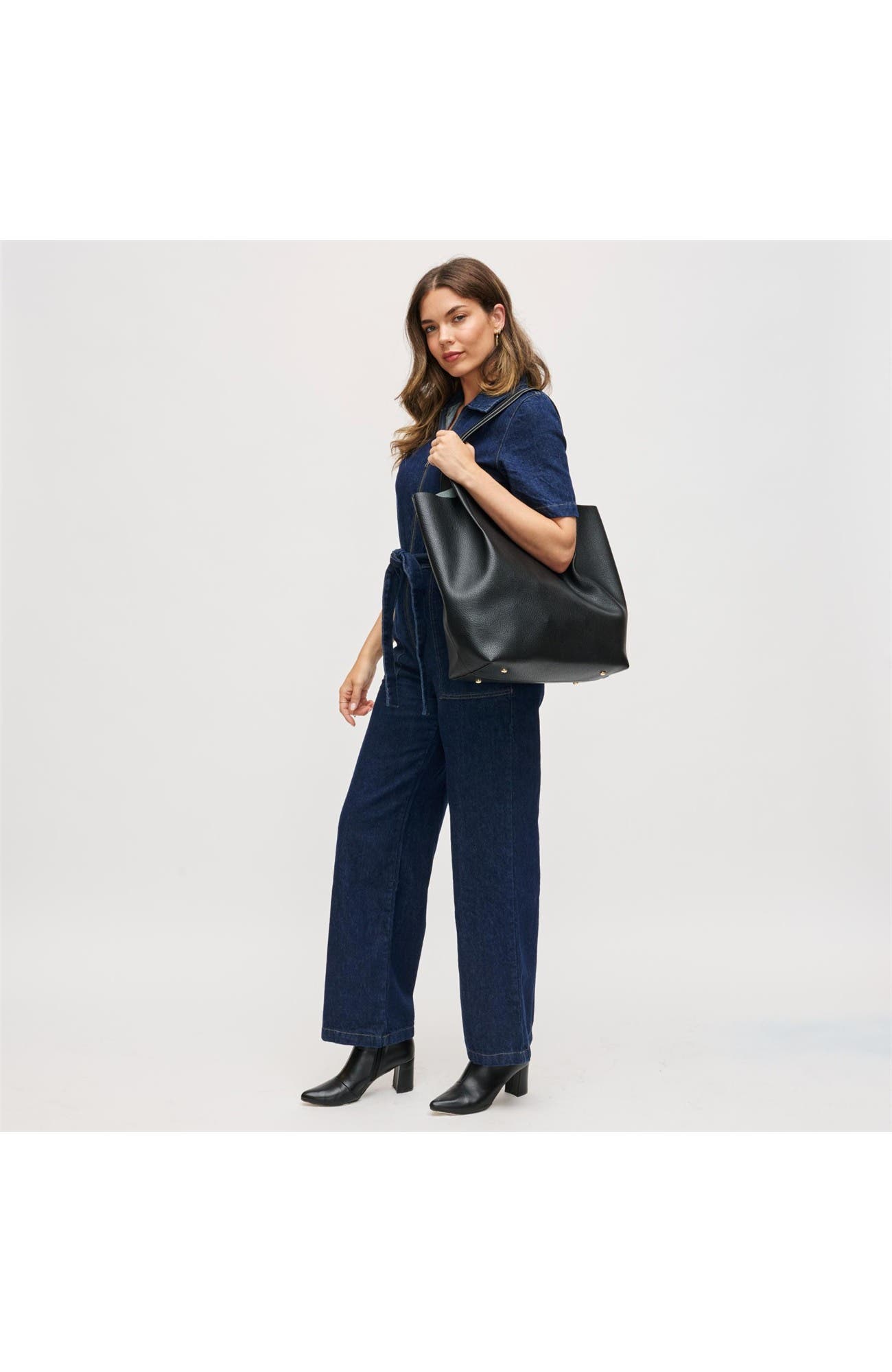Maeve Tote, Alternate, color, Black