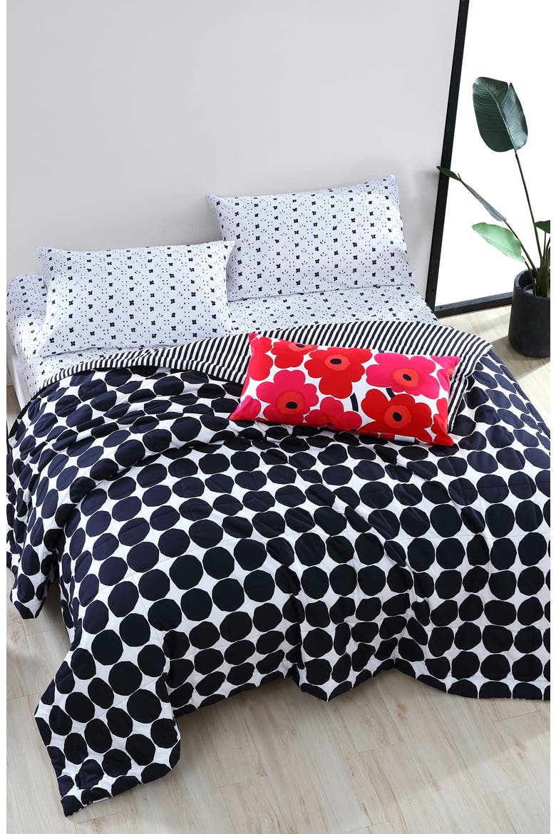 Pienet Kivet Reversible Quilt, Main, color, BLACK