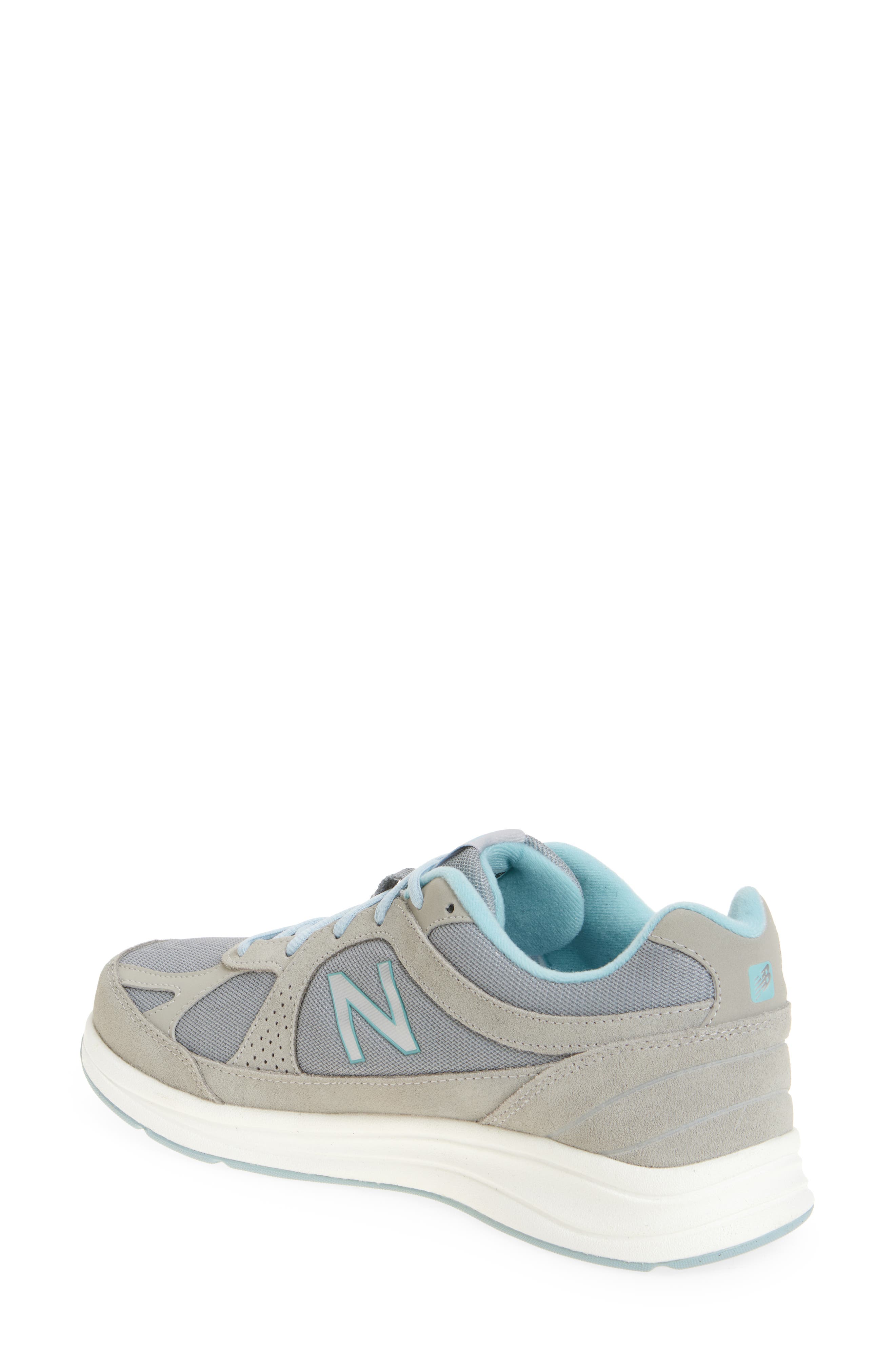 877 Walking Sneaker, Alternate, color, SILVER