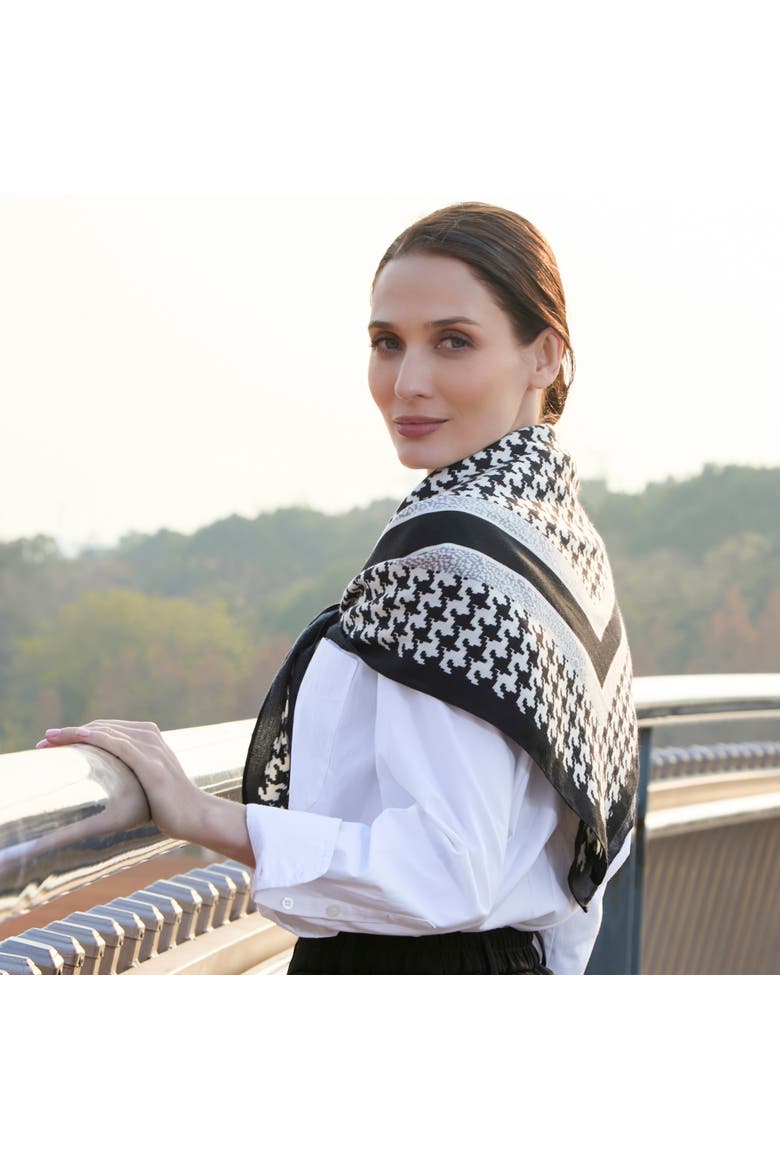 The Hollis Scarf, Alternate, color, Black/White