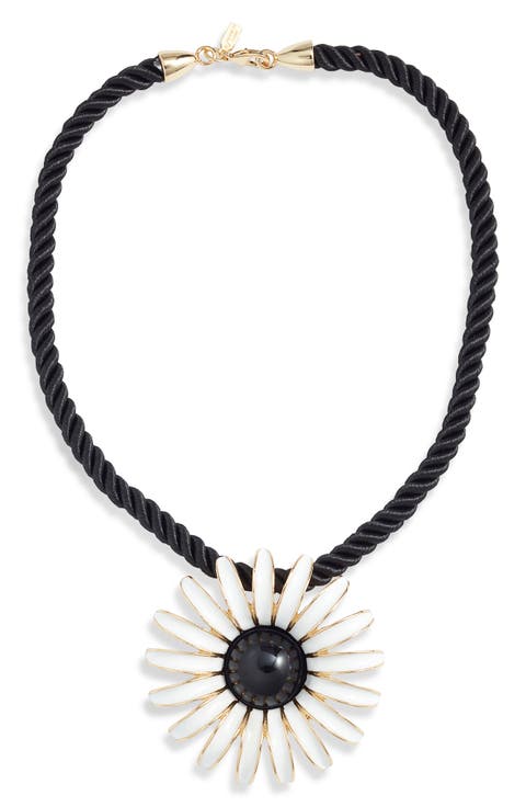 Daisy Beaded Necklace