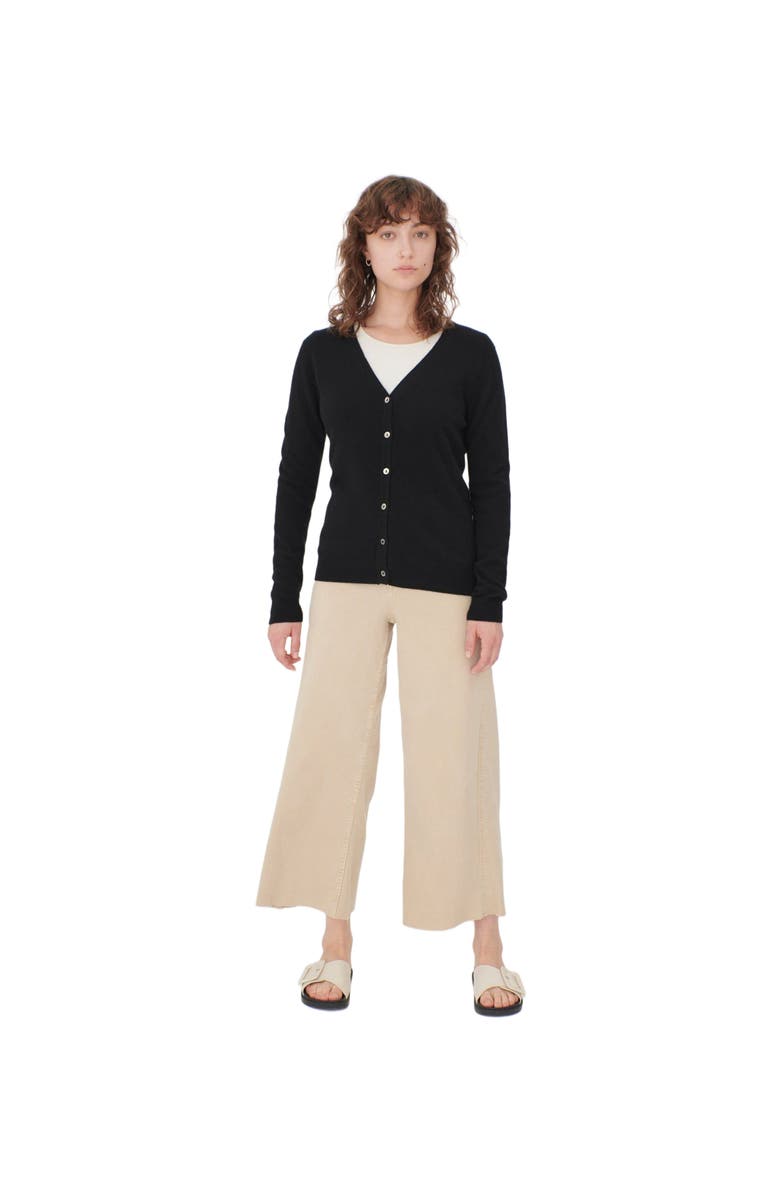 Gobi Cashmere Essential Cashmere V-Neck Cardigan, Main, color, Black