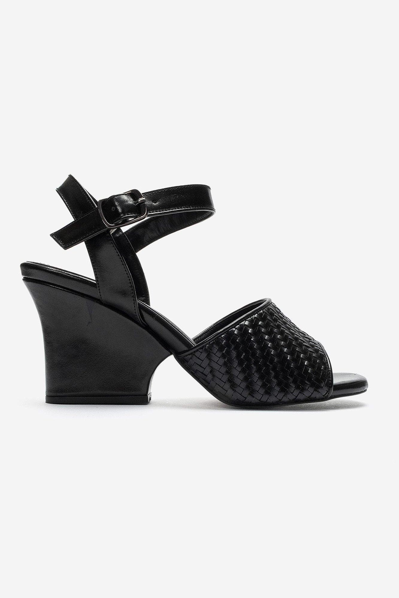 Sylvar Slingback Wedge Sandal, Alternate, color, Black