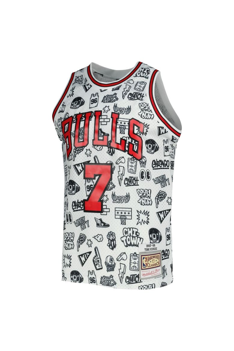 Men's Mitchell & Ness Toni Kukoc White Chicago Bulls 1997/98 Hardwood Classics Doodle Swingman Jersey, Alternate, color, White