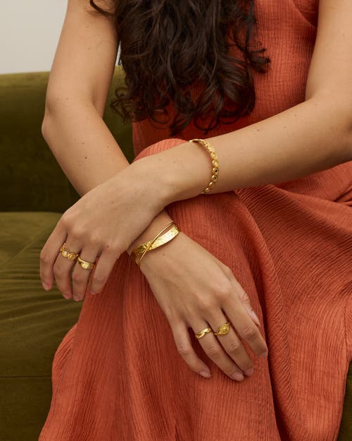 Ottoman Hands Moon Bangle In Gold