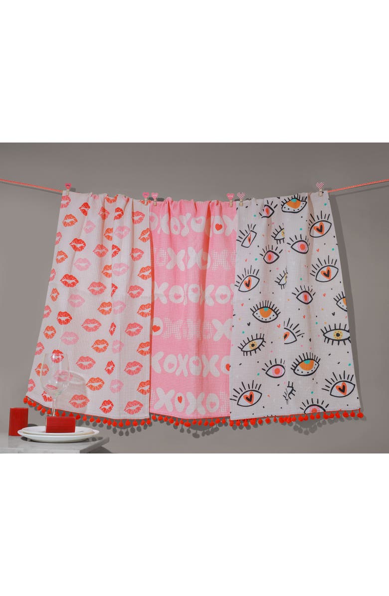 Tiramisu Set of Three XOXO Modern Romance Kitchen Towels, Alternate, color, Hot Pink/ Red/ White