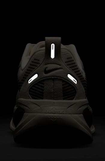 Vomero 18 Running Shoe