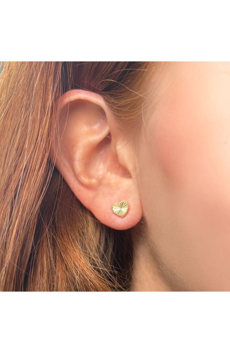 The Lovery Fine Jewelry Fluted Gold Heart Stud Earrings, Alternate, color, Yellow Gold
