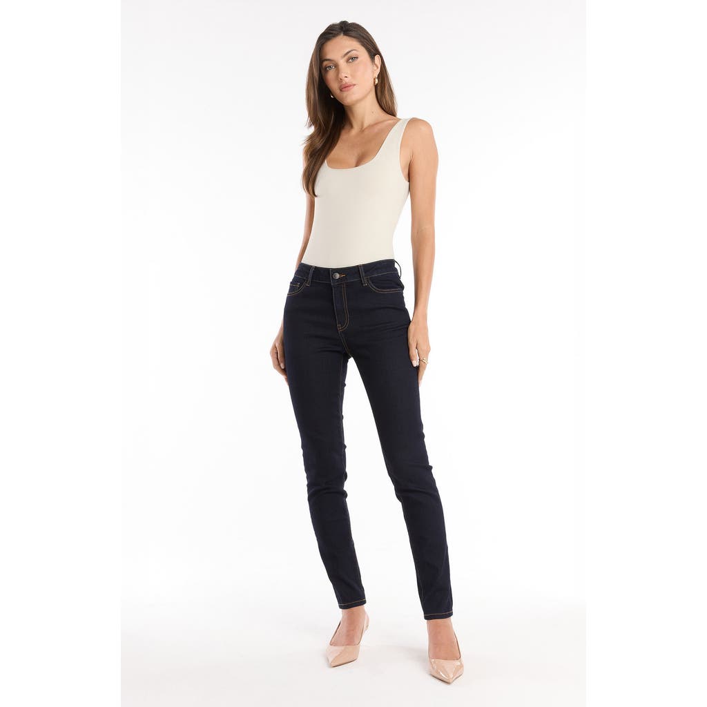 The Noli Shop Layla Skinny Jean In Black