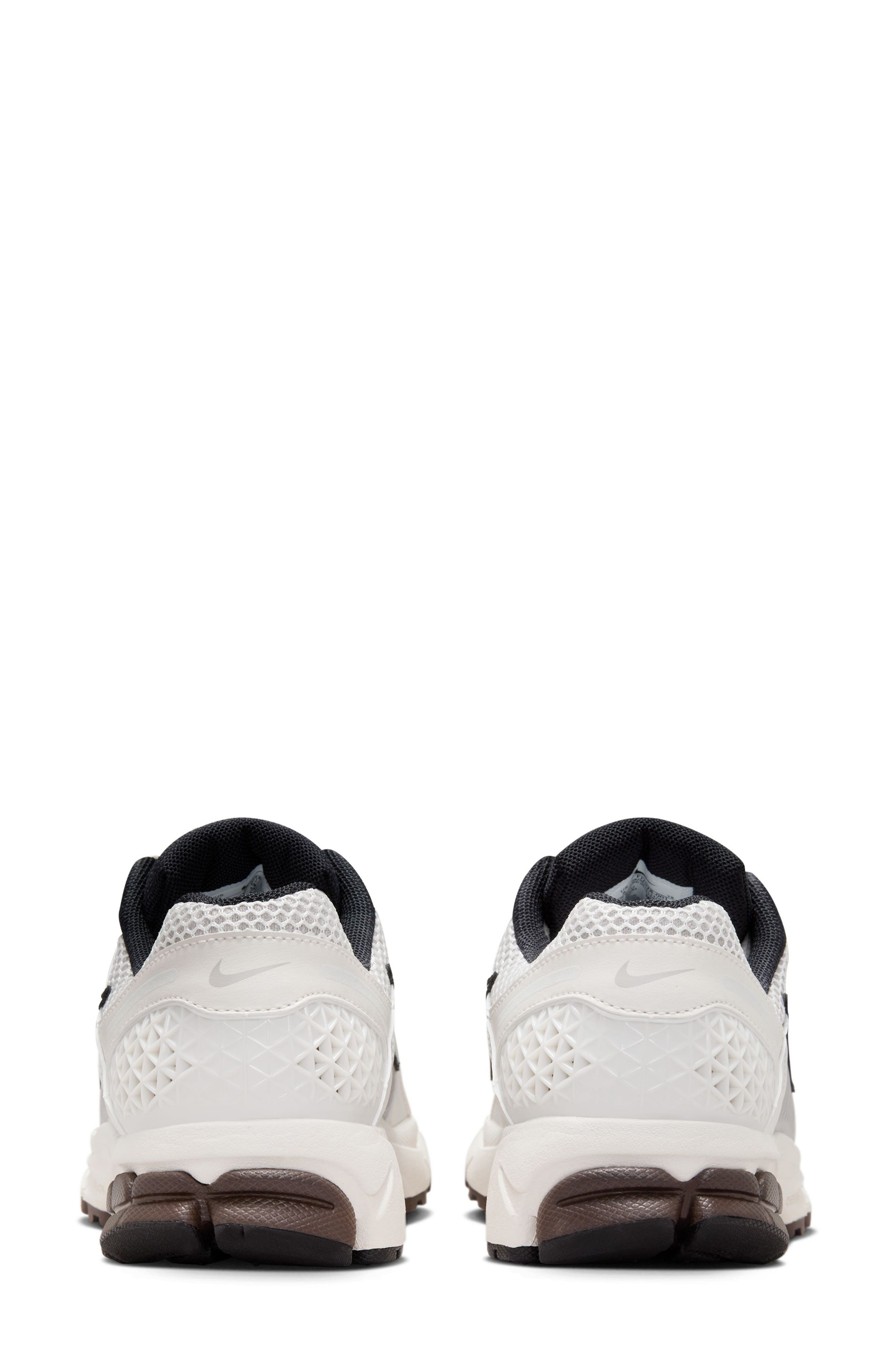 Nike Zoom Vomero 5 Sneaker, Alternate, color, 