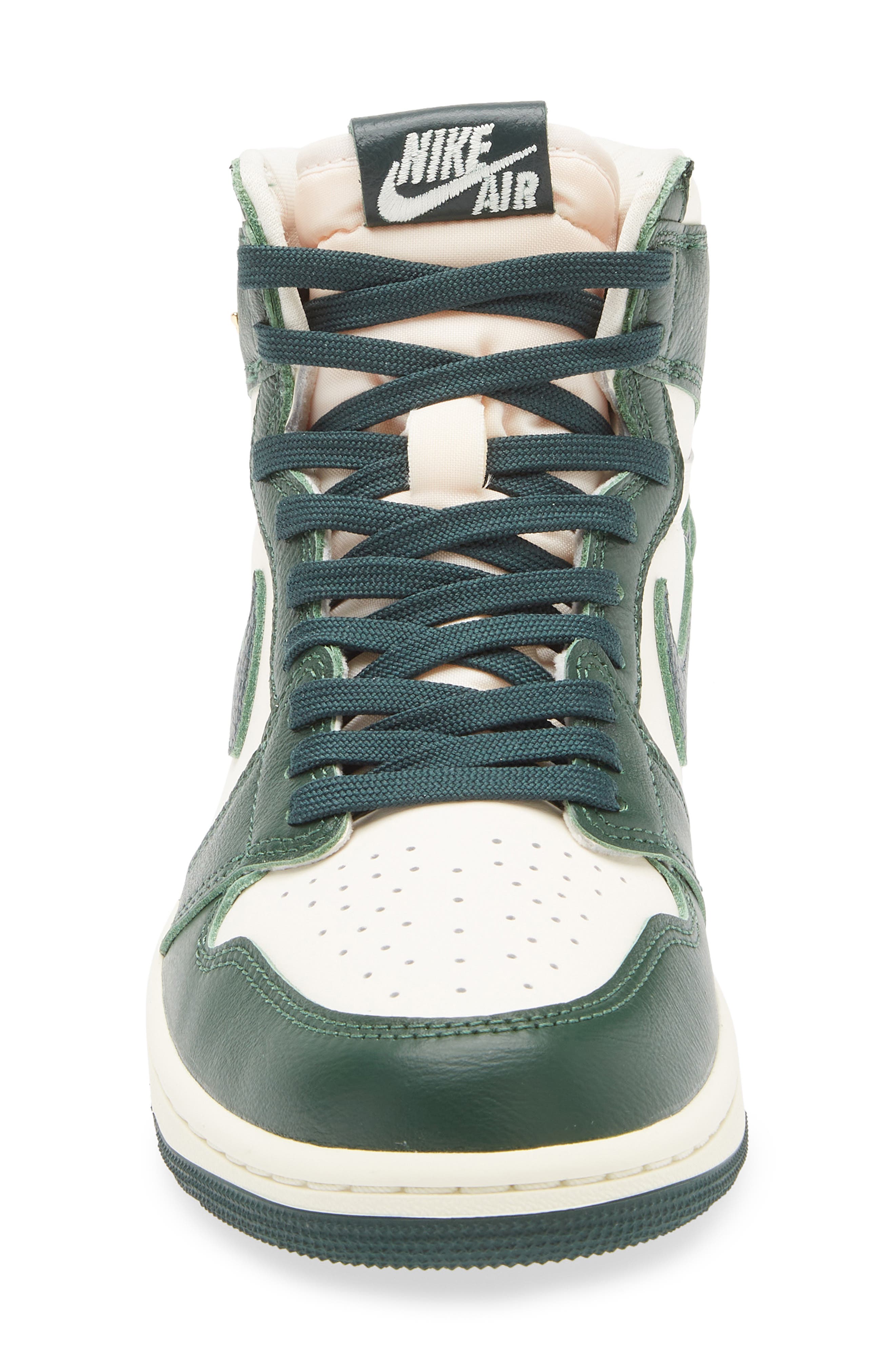 Jordan Air Jordan 1 Retro High Basketball Sneaker, Alternate, color, Pale Ivory/ Green/ Fir/ Milk