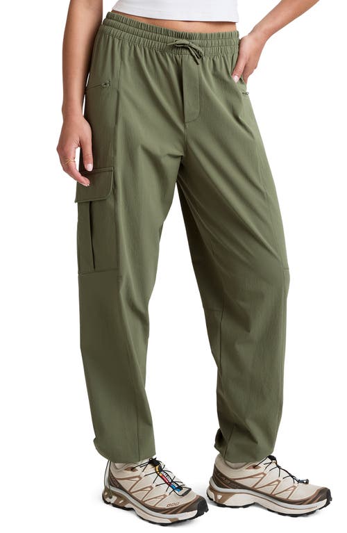 Beyond Yoga Peak Pants In Green