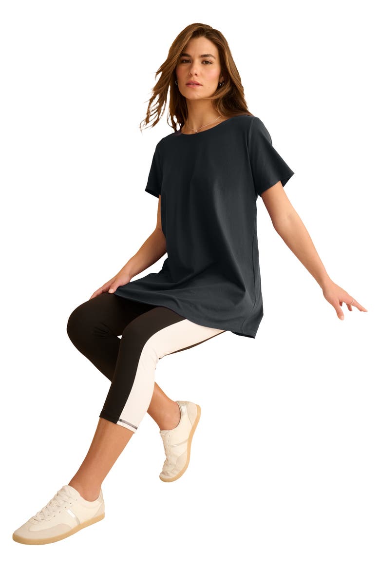Plus Size Soft Sculpt Colorblock Pull On Capri Leggings, Main, color, BLACK WHITE COMBO
