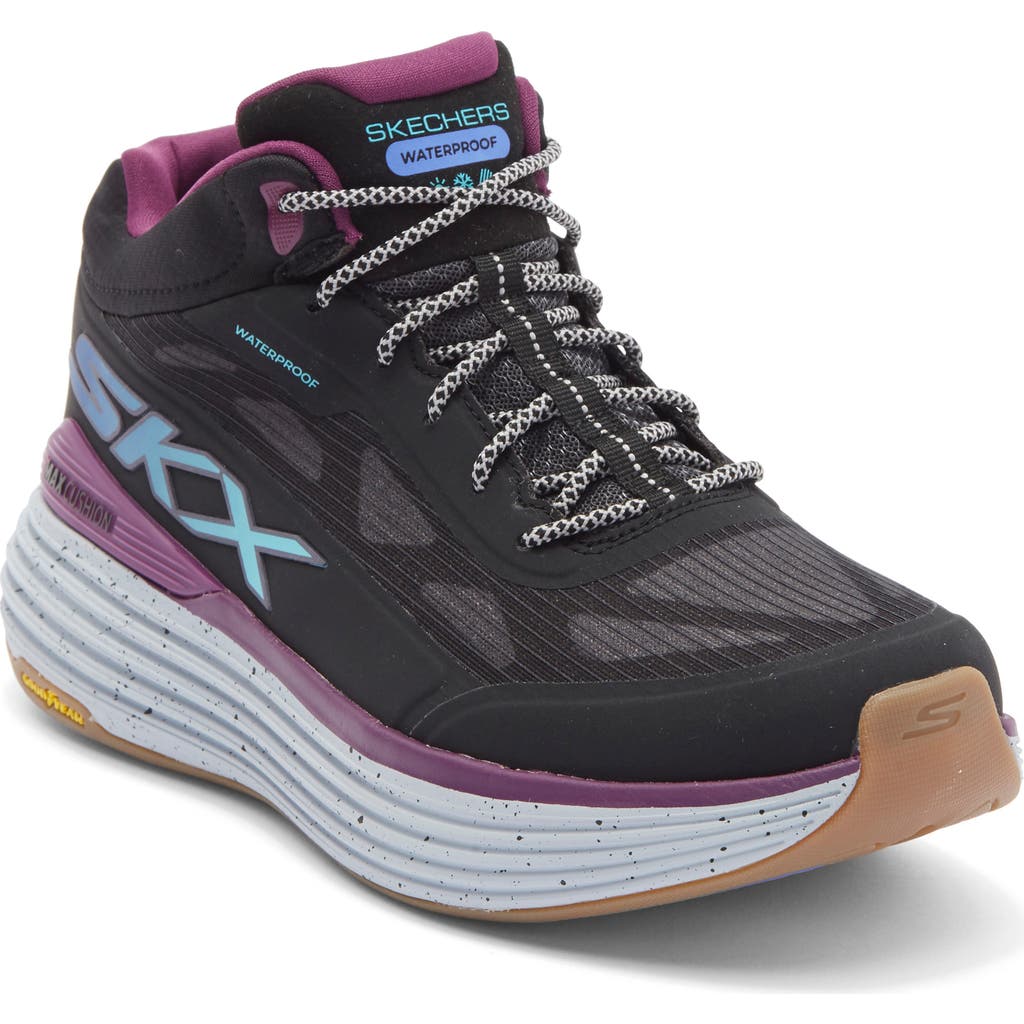 Skechers Max Cushioning Suspension Boot In Multi