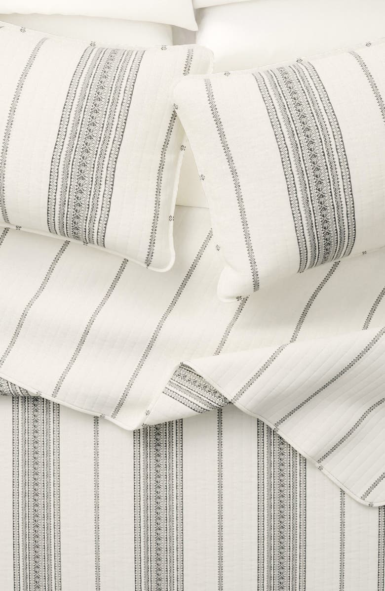 Woven & Weft Farmhouse Stripe Quilt Set, Alternate, color, Grey