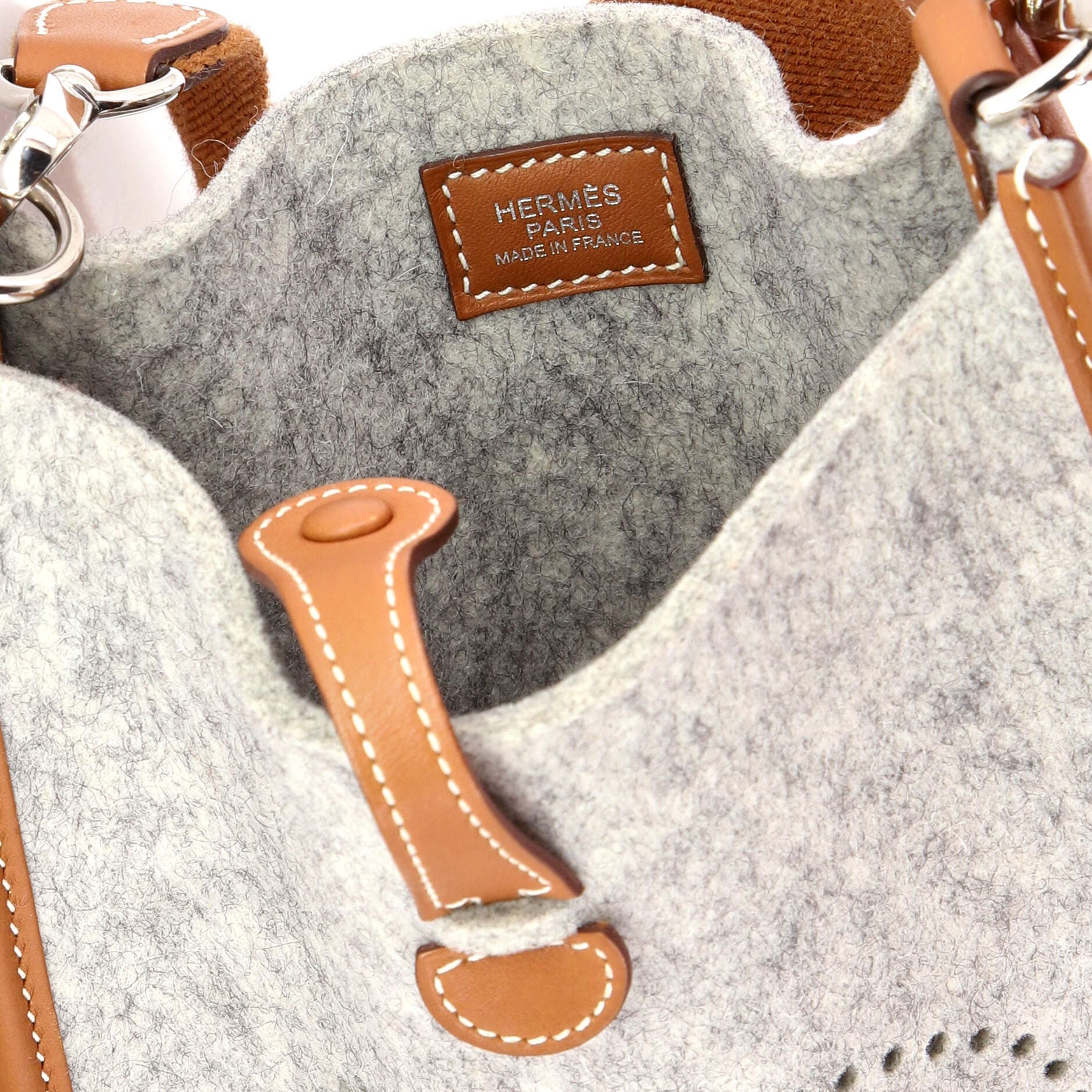 Pre-Owned Hermes Evelyne Bag Gen III Felt TPM, Alternate, color, Gris Clair