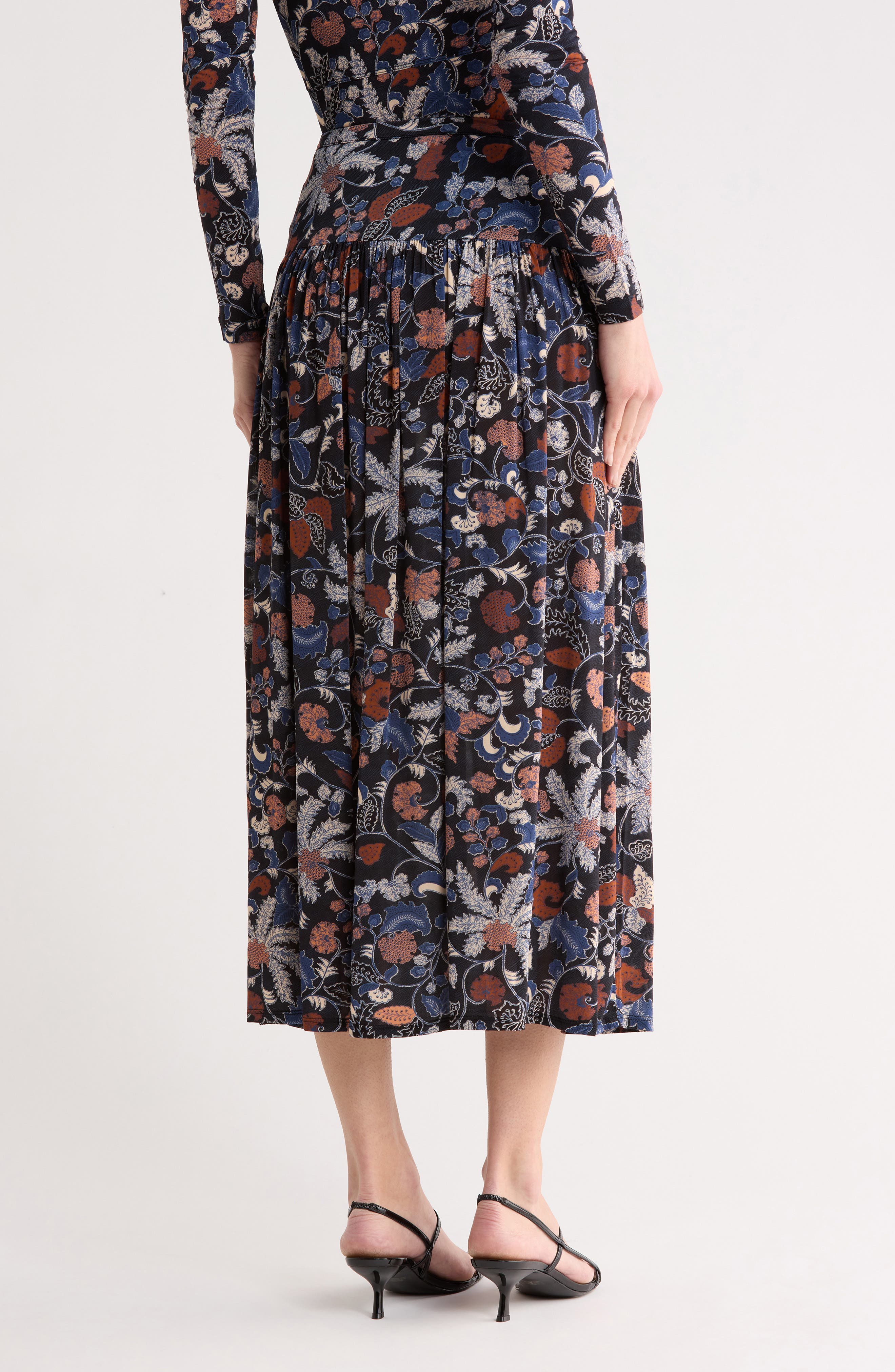 Blanche Pull-On Midi Skirt - image 2