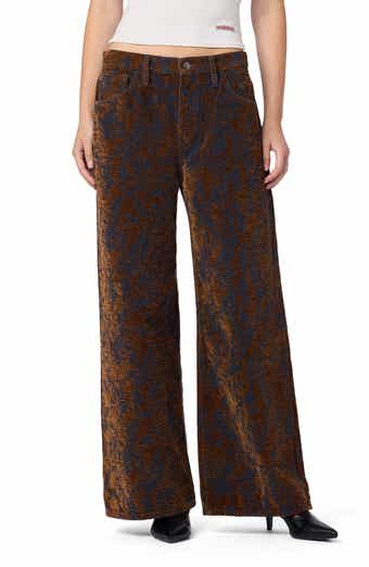 Relaxed Wide Leg Jeans
