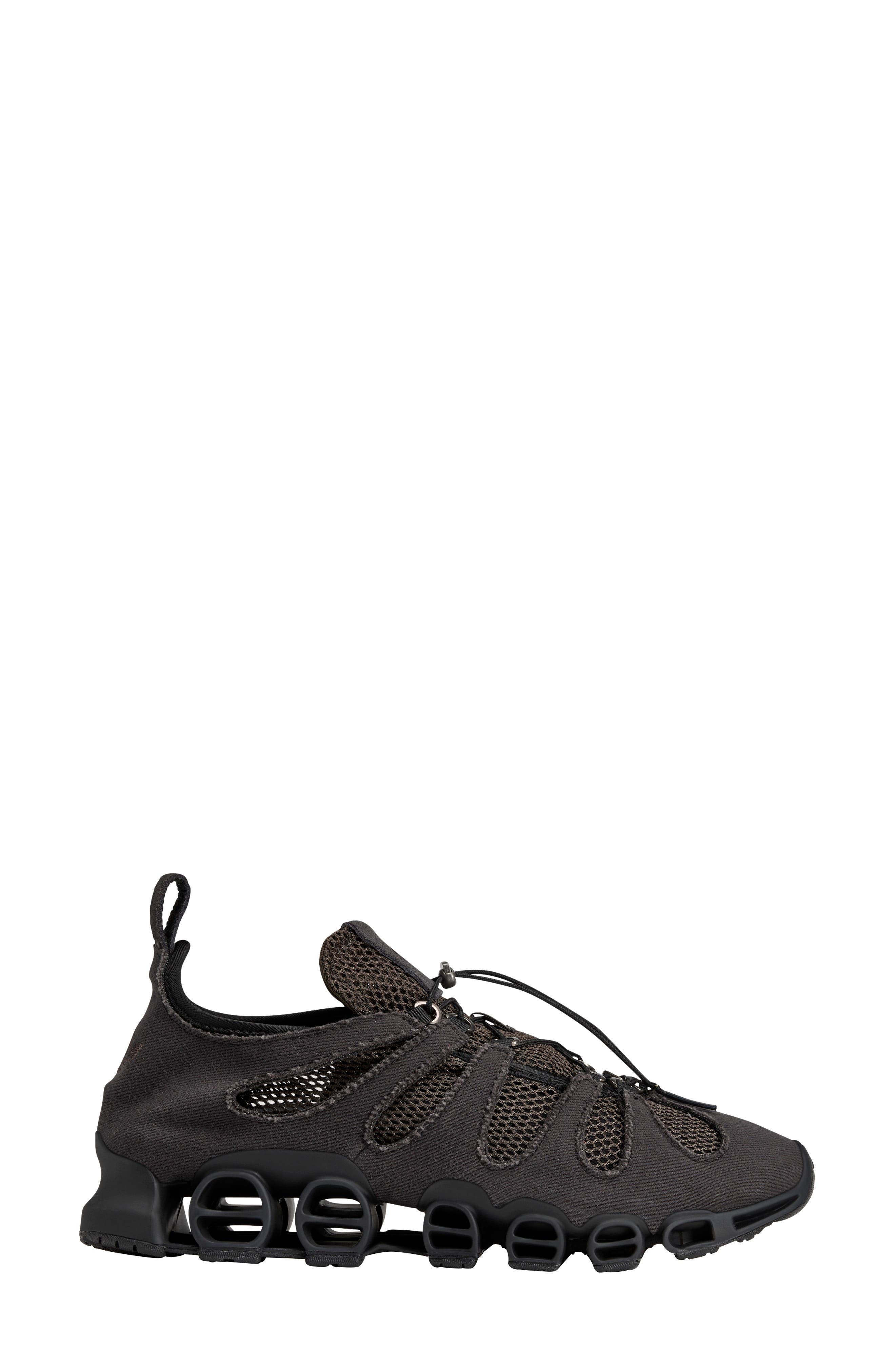 AV Megaride Cutout Sneaker, Alternate, color, CORE BLACK