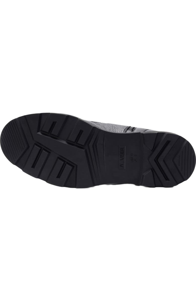 A. Veer Dwayne Chelsea, Alternate, color, Black