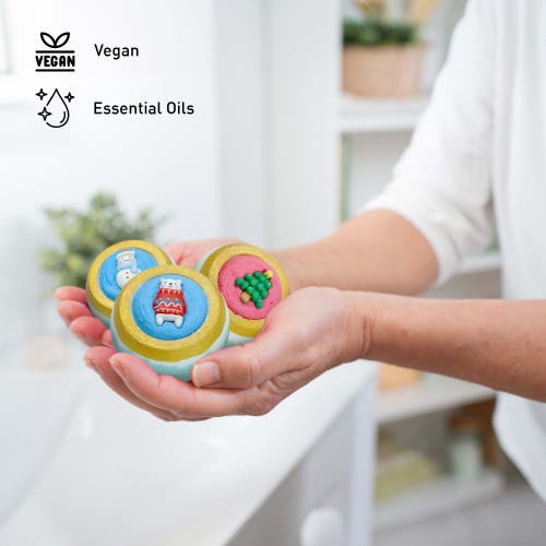 Pursonic Holiday Bliss Gift Set Aromatherapy Bath Bombs & Essential Oils In Brown