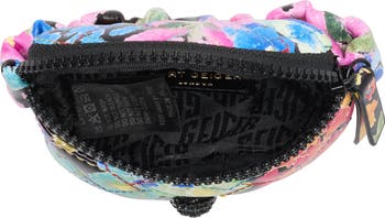 Kensington Wristlet