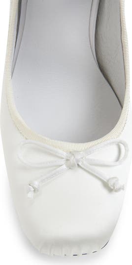 Nympha Ankle Wrap Pump