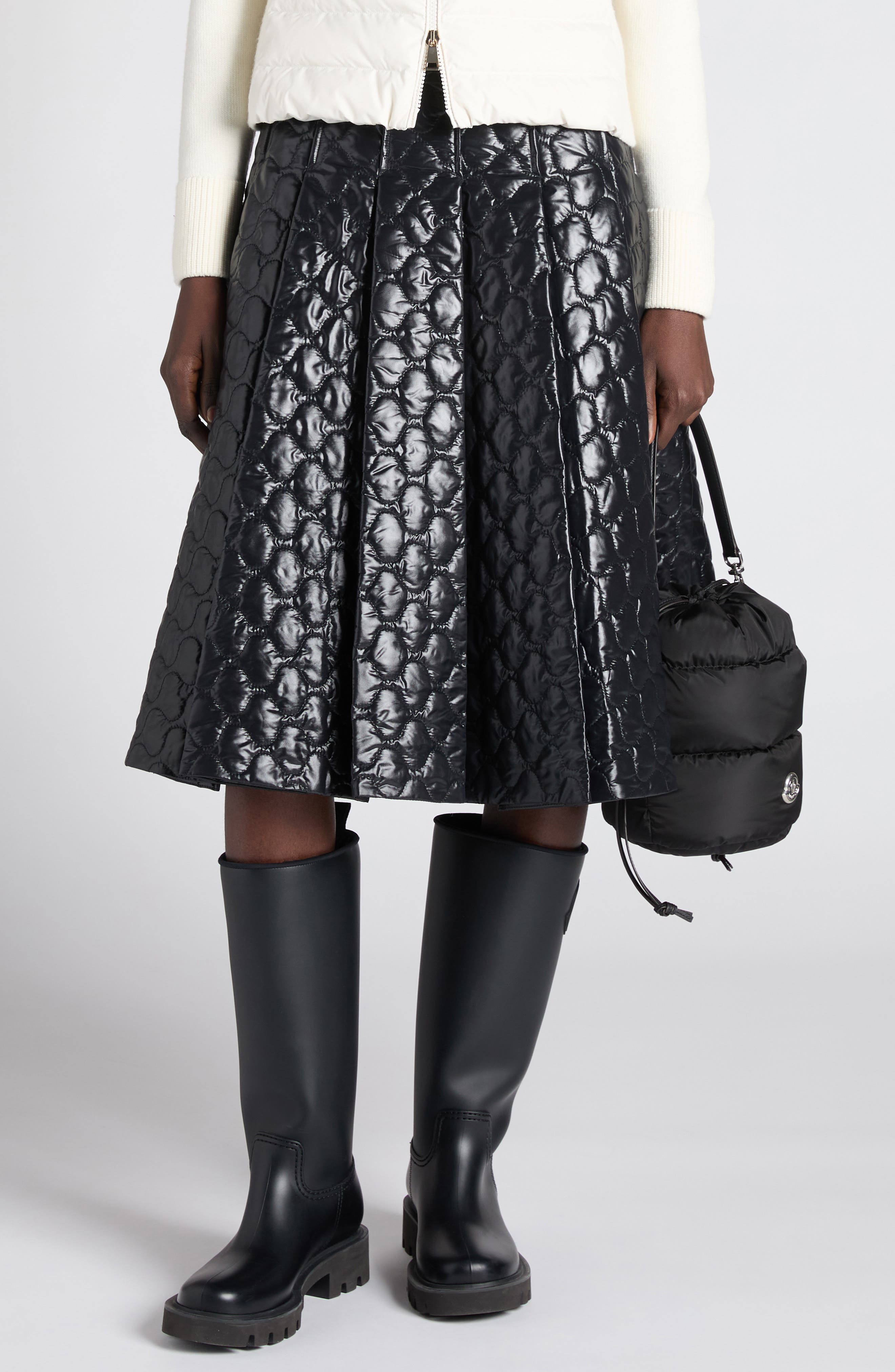 Moncler Caradoc Quilted Puffer Bucket Bag, Alternate, color, Black