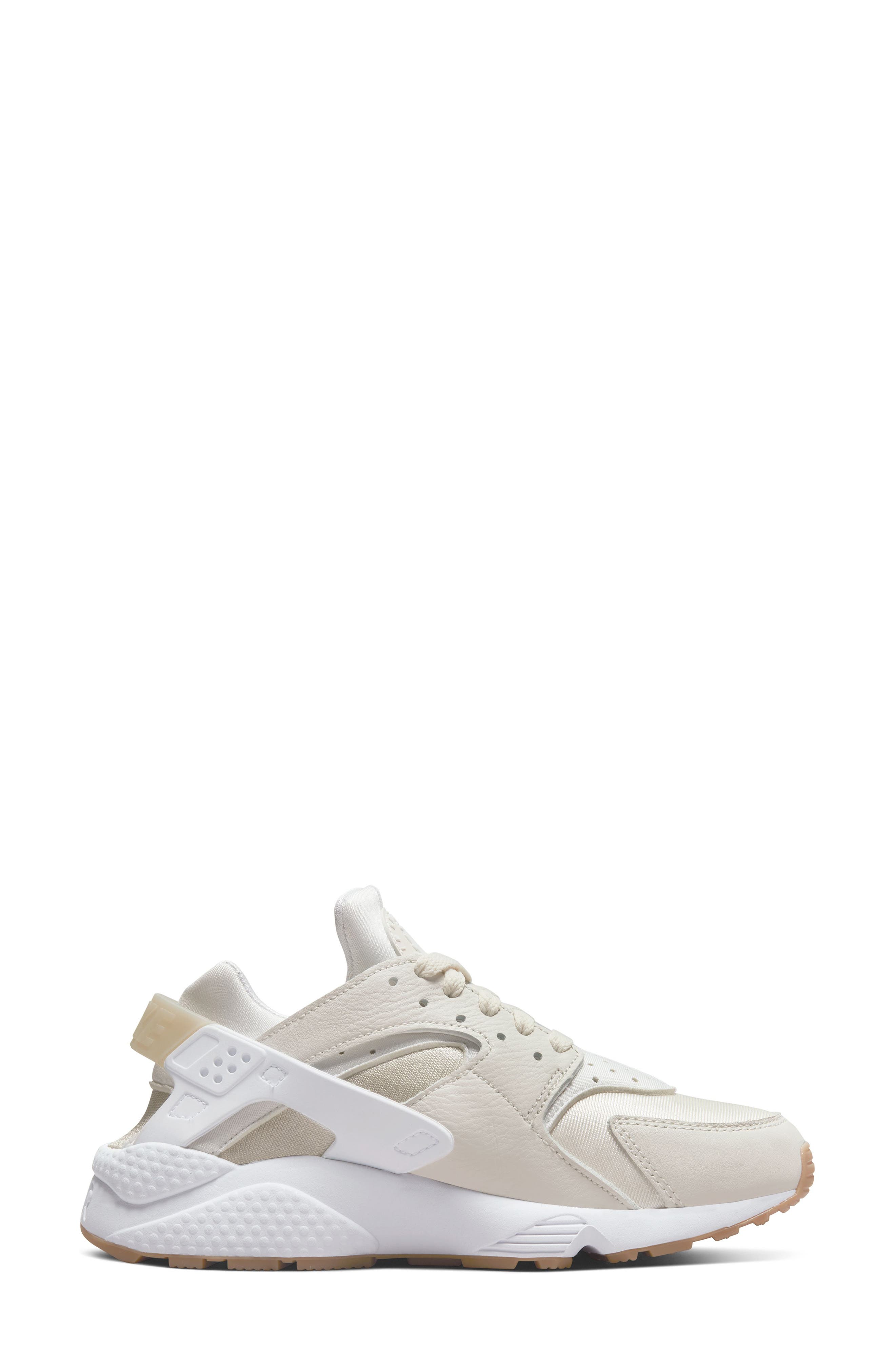Nike Air Huarache Sneaker, Alternate, color, 