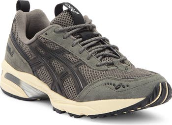 GEL-1090v2 Sneaker