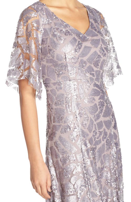 DONNA MORGAN DONNA MORGAN 'CAMILLA' SEQUIN FLUTTER SLEEVE GOWN 