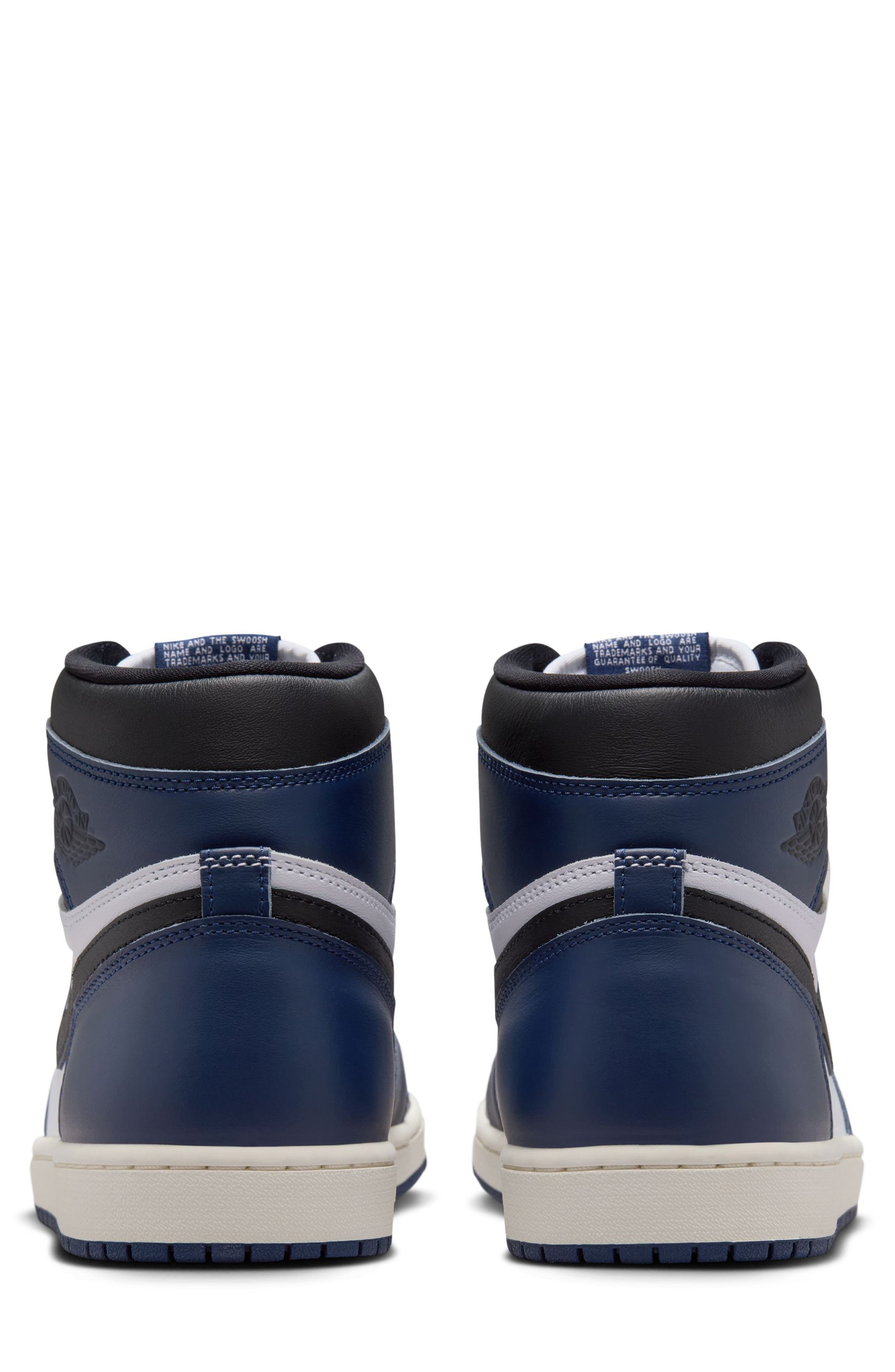 Air Jordan 1 Retro High Top Basketball Sneaker, Alternate, color, MIDNIGHT NAVY/ BLACK/ WHITE